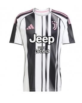 Billige Fotballdrakt Juventus Replika Hjemmedrakt 2025-26 Kortermet Billige Fotballdrakt Juventus Replika Hjemmedrakt 2025-26 Kortermet